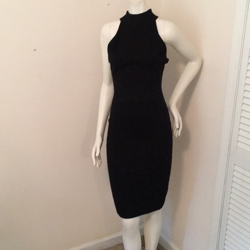 Black bodycon dress